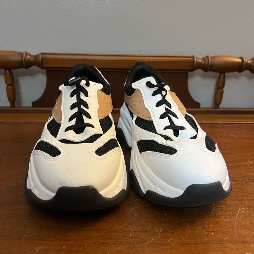 Torrid Sneakers 11WW